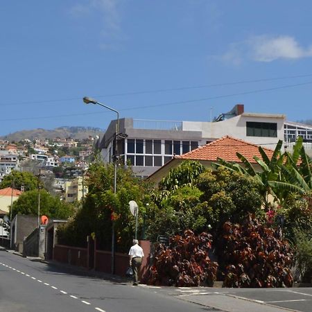 Top Floor With Balcony In Funchal Exteriér fotografie