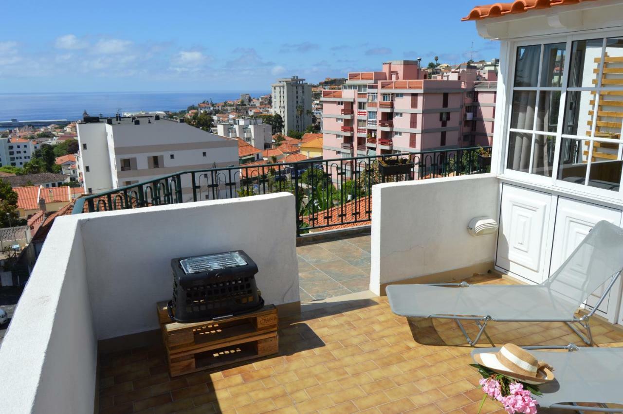 Top Floor With Balcony In Funchal Exteriér fotografie